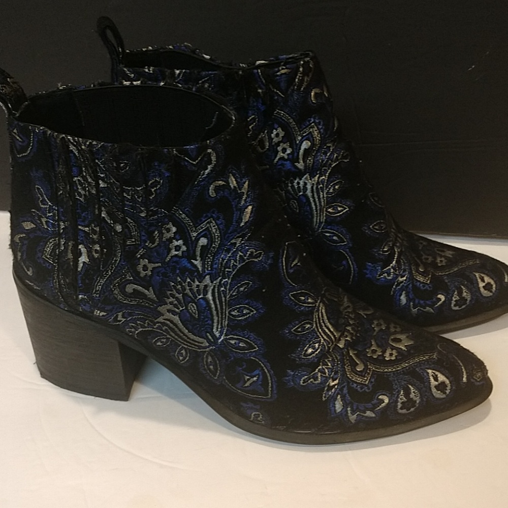 Jeffrey Campbell Black Embroidered Booties